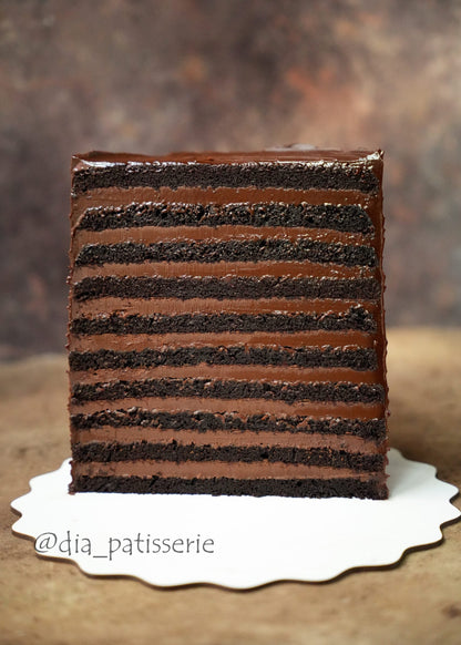 Matildos šokoladinis tortas – 20 sluoksnių šokolado šedevras